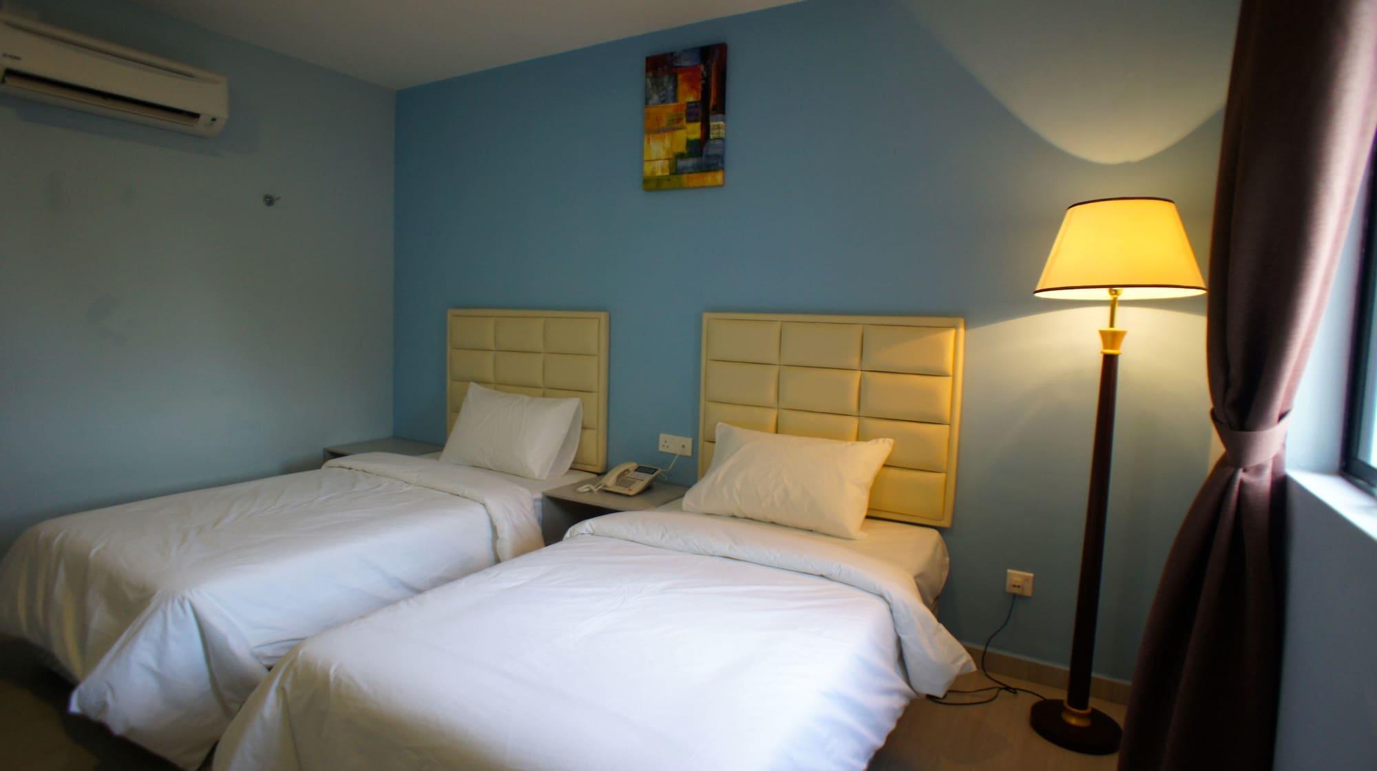 Hotel Zamburger Bukit Indah Johor Bahru Exteriör bild